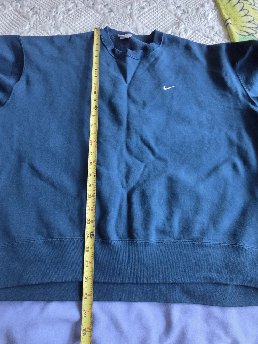 Nike Men’s Teal-Blue Crewneck Sweatshirt with White Swoosh
